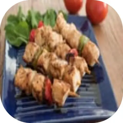 Espeto de Pernas de Frango com Acompanhamentos