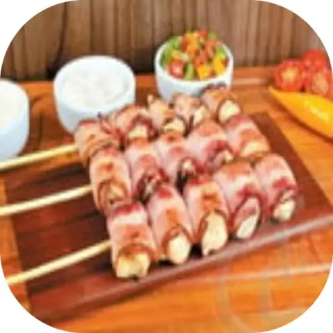 Espeto Medalhão (frango com Bacon) e Acompanhamentos
